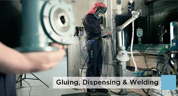 Foto UNIVERSAL ROBOTS 2 gluing_dispensing_welding_a8ac7_2112_1125
